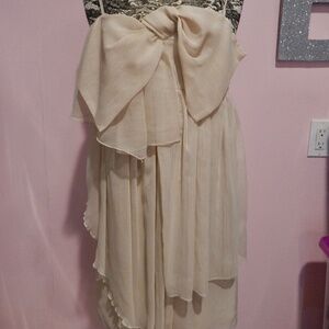 Daisy Shoppe Cream Color Bow Dress Size Large